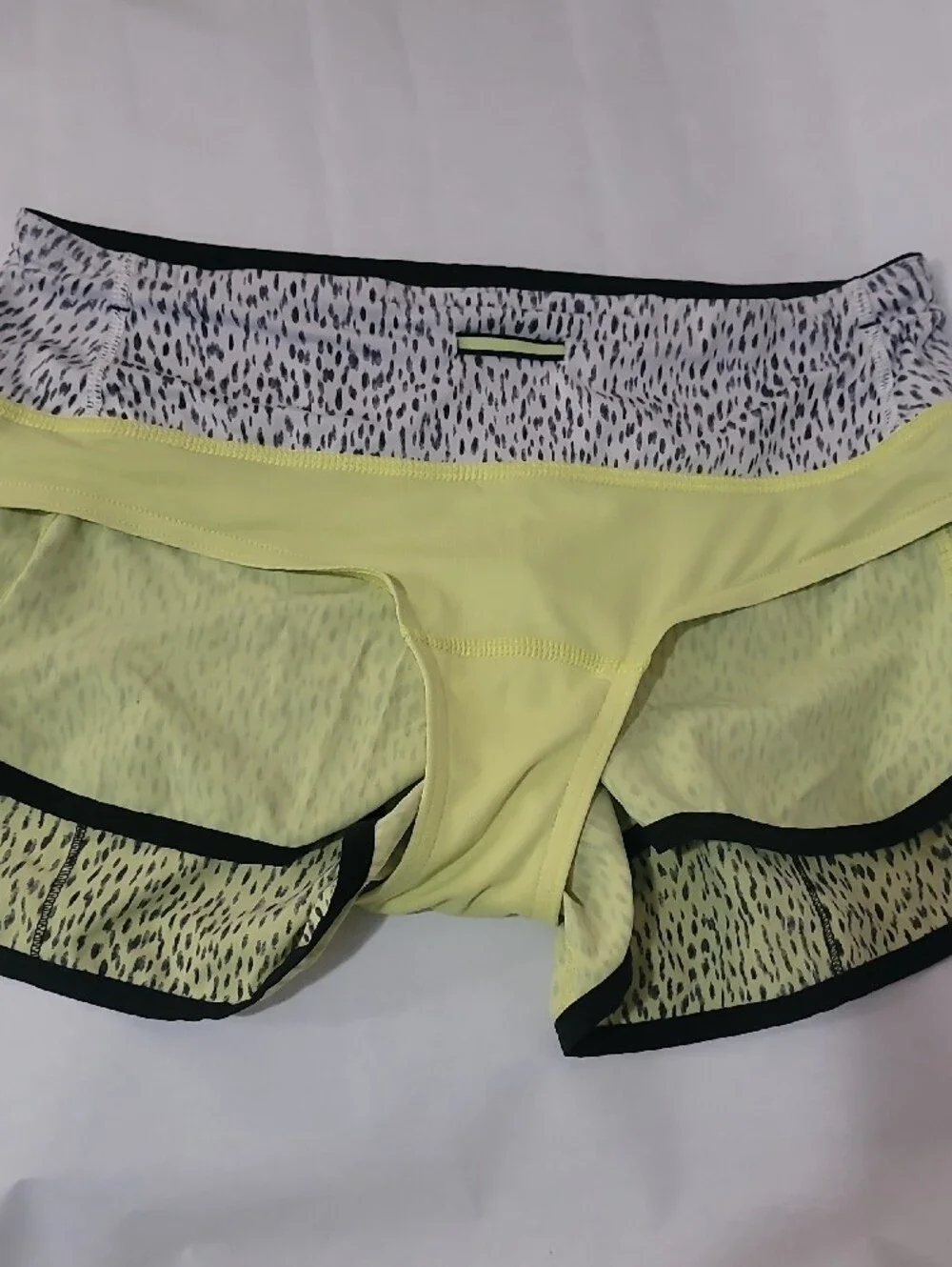 lululemon💎 athletica Neon Yellow & Black Run Shorts
